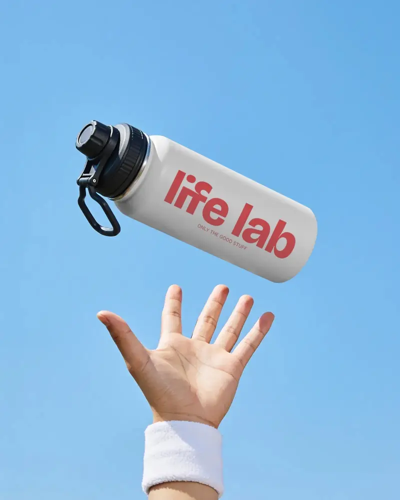 Premium Reusable Water Bottle Mockup  With Leakproof Lid For Outdoor Adventure And Fitness Use