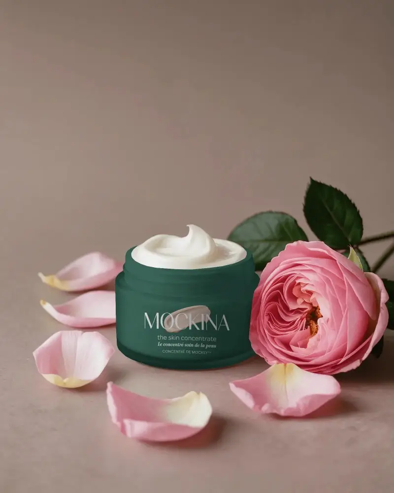 Luxurious Cosmetic Skincare Cream Mockup With Rose Petals For Beauty Product Presentation