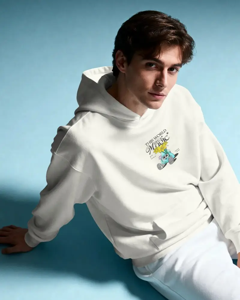 Comfortable Casual Hoodie Mockup For Men Soft Fabric And Relaxed Fit Apparel Design