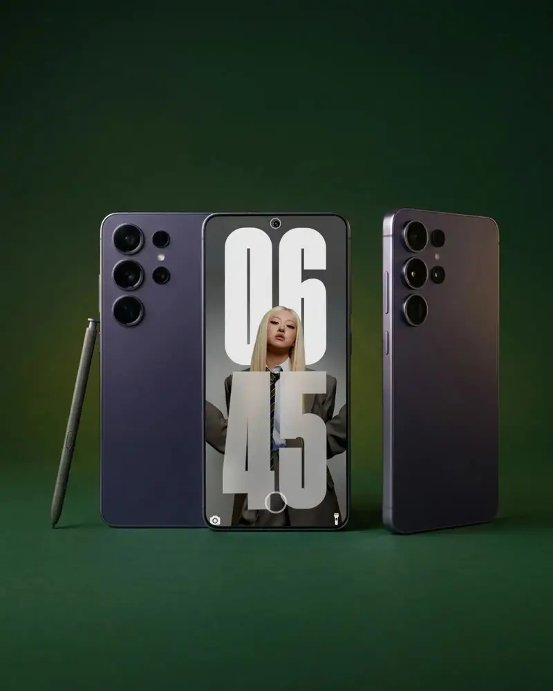 Sleek Samsung Phone Mockups Showcasing Multi Camera Arrangement And Digital Stylus Accessory