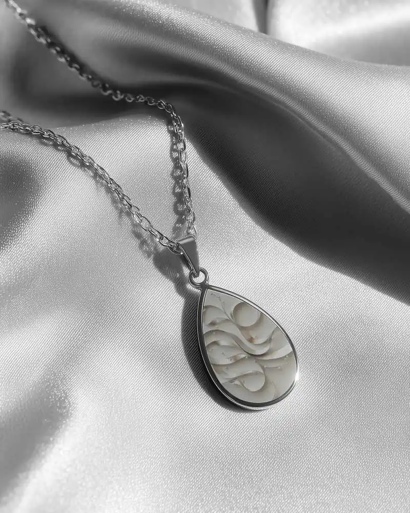 High Quality Closeup Chain Necklace With Sleek Tear Drop Pendant Mockup For Branding