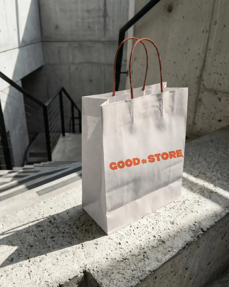 Eco Friendly Paper Bag Mockup For Custom Branding And Retail Packaging Design Showcase