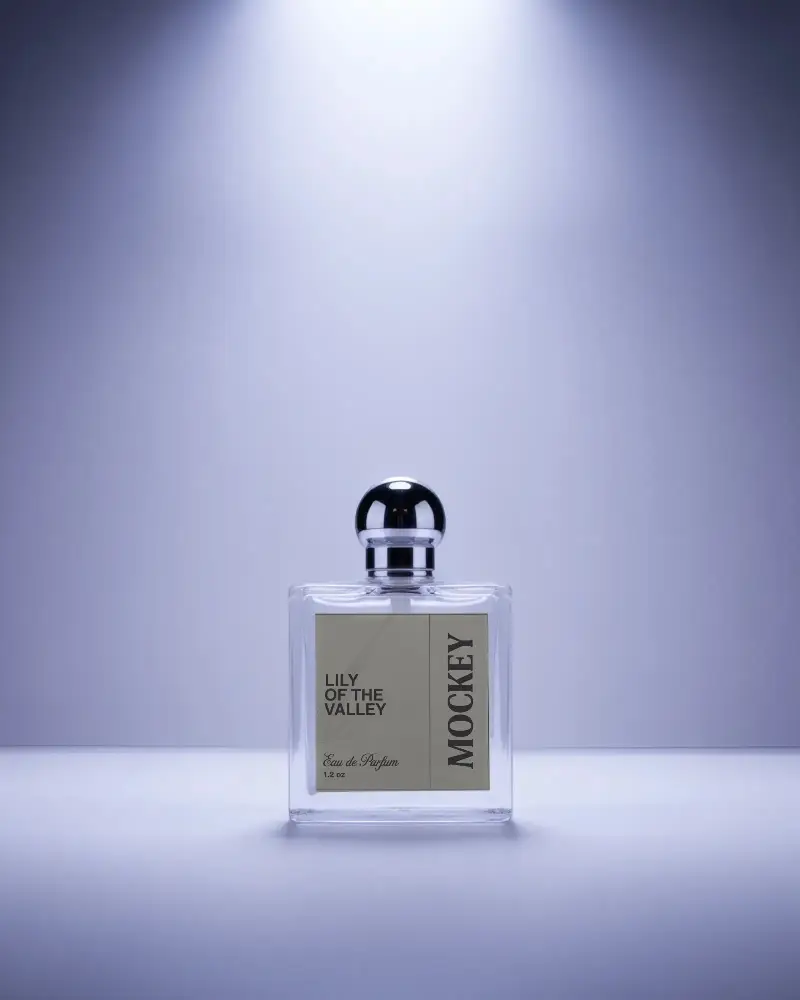 Elegant Clear Perfume Mockup For Cosmetic Brand Presentation And Marketing