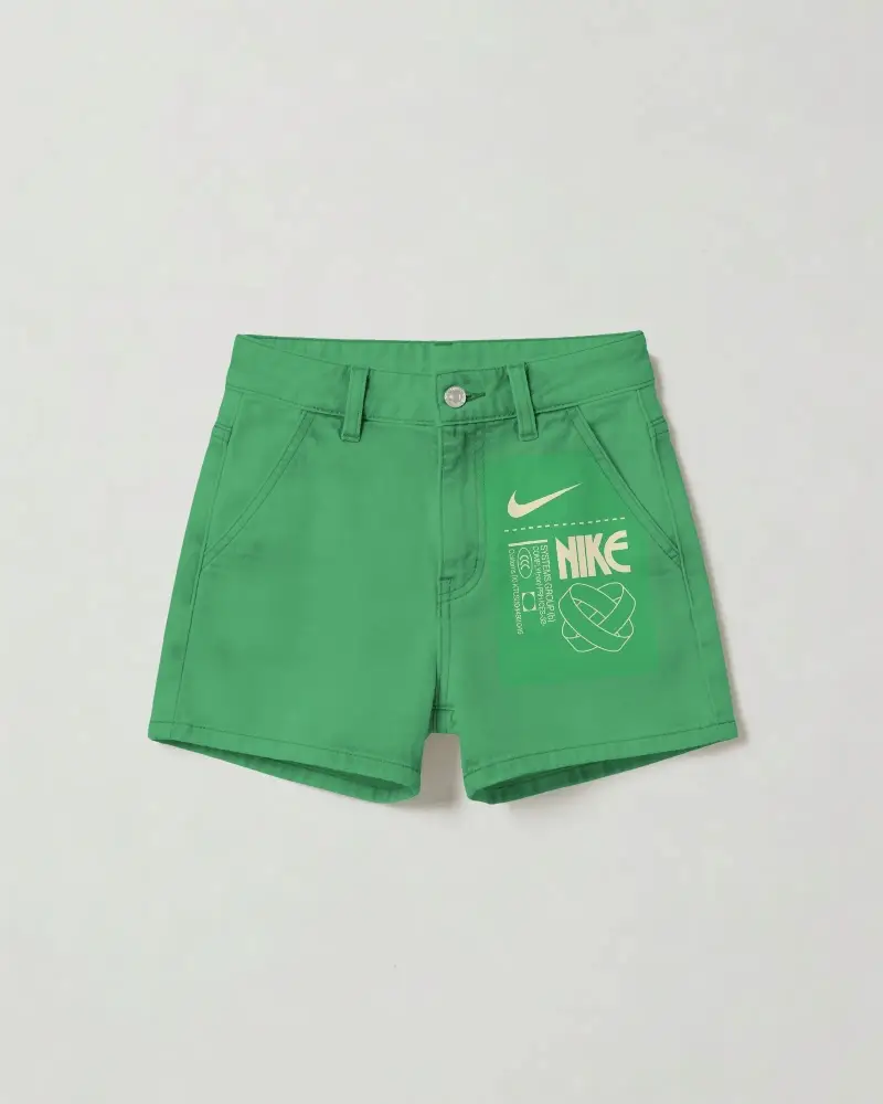 Stylish Denim Shorts With Front Pockets And Belt Loops For Casual And Trendy Daywear