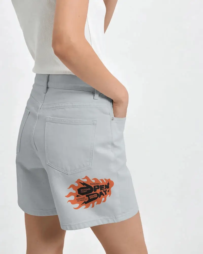 Versatile Cotton Blend Womens Shorts With Functional Pockets For Everyday Wear