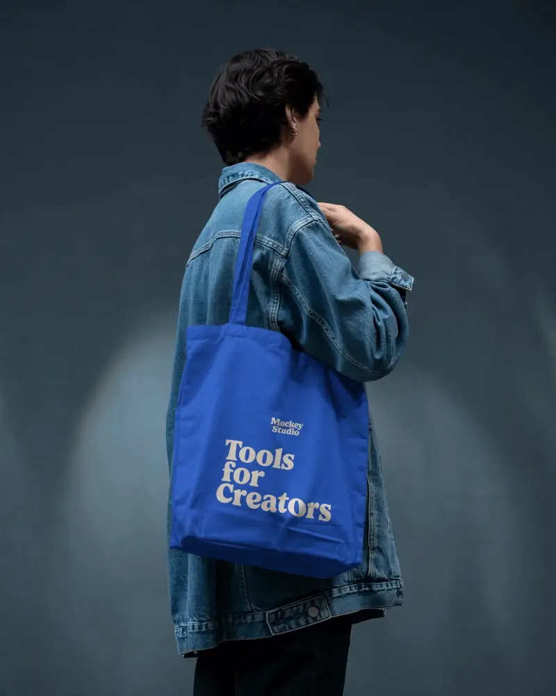 Eco Friendly Canvas Tote Bag Mockup For Custom Designs And Brand Promotions In Modern Fashion