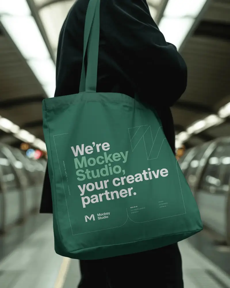 Urban Stylish Tote Bag Mockup For Promoting Eco Friendly Canvas Tote Bags In Realistic Setting