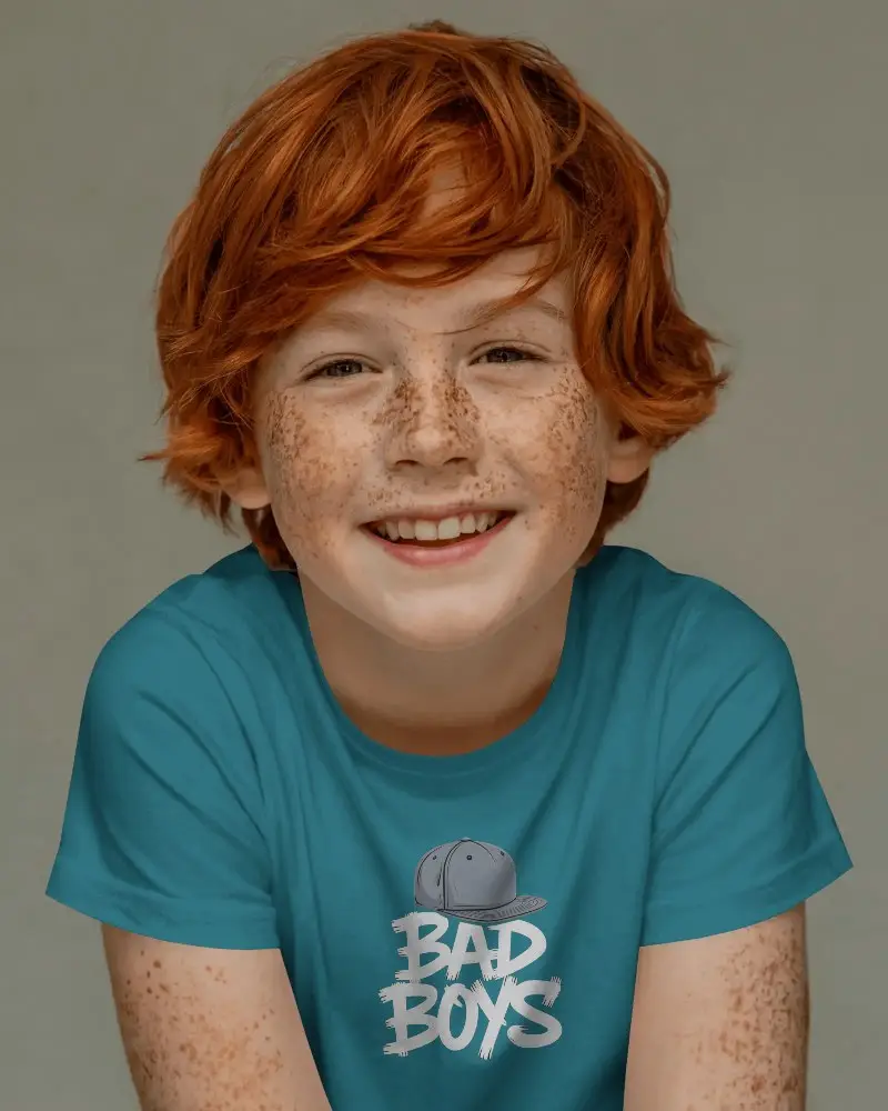 Happy Child Wearing Comfortable Plain Round Neck Tshirt Casual Kids Fashion Outfit