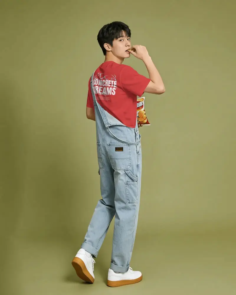 Casual Comfort Fit Short Sleeve Tshirt Mockup For Mens Stylish Wardrobe Basic Tee