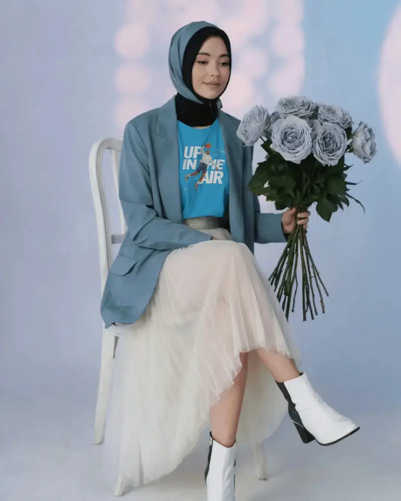 Modern Fashionable Ladies Tshirt Mockup For Ecommerce Websites And Online Stores