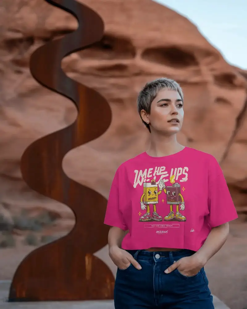 Trendy Short Sleeve Cropped T Shirt Made Of Comfortable Fabric For Daily Use