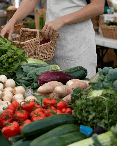 apron-design-template-at-local-market-stall-holding-wicker-basket