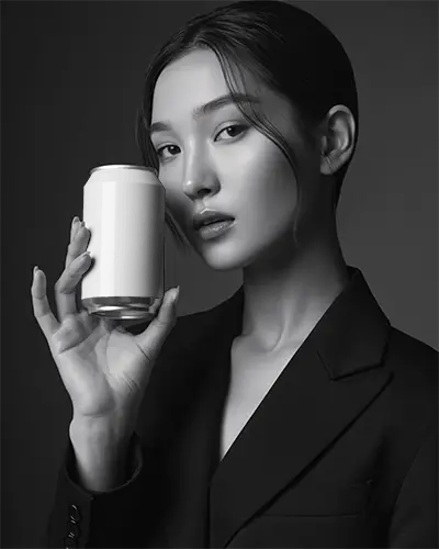 Monochrome Elegance Can Mockup Black And White Portrait With Beverage