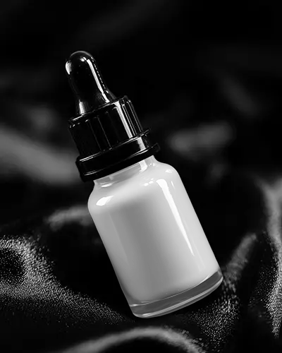 premium-dropper-bottle-mockup-for-cosmetic-serums-skin-care-product-packaging-display