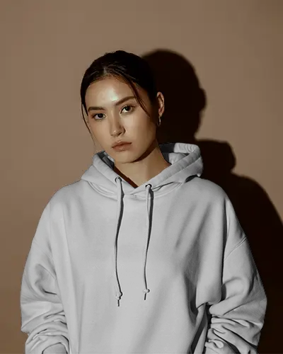 cozy-casual-female-model-hoodie-mockup-with-drawstrings-for-streetwear-and-everyday-wear