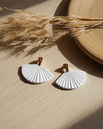 Trendy Lightweight Earrings With Unique Pleated Pattern Ideal For Fashionable Outfits 0161