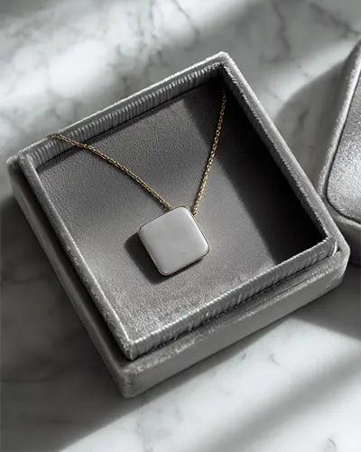 elegant-square-pendant-necklace-mockup-display-in-soft-jewelry-box-mockup-for-online-store-promotion