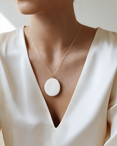 Elegant Gold Necklace Mockup On Female Model In Soft Natural Lighting Wearing White Dress Minimalist And Classy Jewelry Design 036