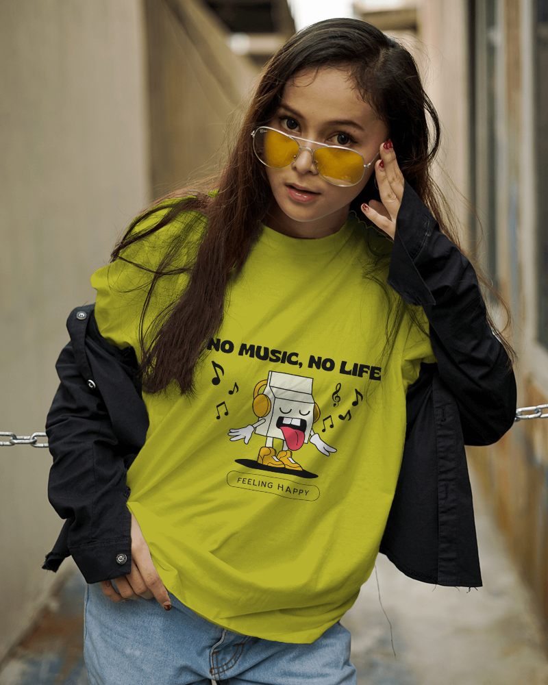 Woman With Sunglasses And Tshirt Mockup