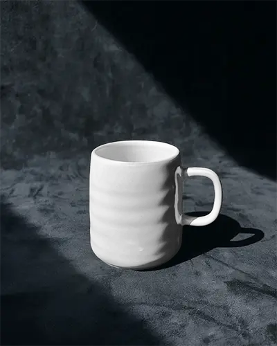 ceramic-textured-mug-mockup-with-simple-handle-for-coffee-and-tea-branding-projects