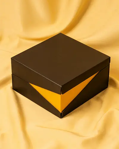 luxury-custom-packaging-box-sticker-mockup-for-branding-and-product-presentation-creative-display