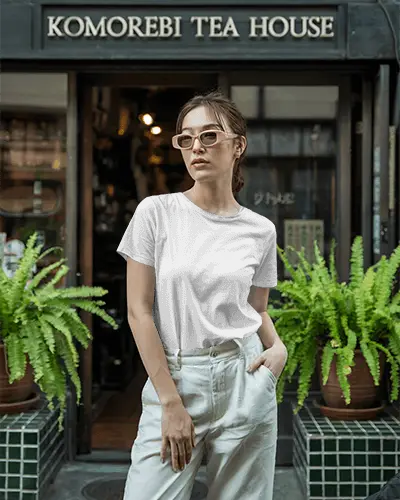 Casual Comfortable Women Tshirt Outfit Fashion Style Modern Streetwear Apparel Trendy Look