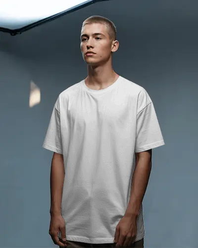 simple-comfortable-men-casual-tshirt-ideal-for-everyday-wear-stylish-and-versatile-design