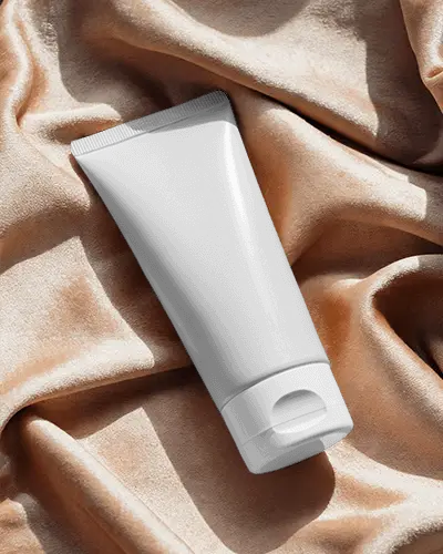 smooth-skincare-tube-mockup-for-cosmetic-label-design-and-branding-presentation
